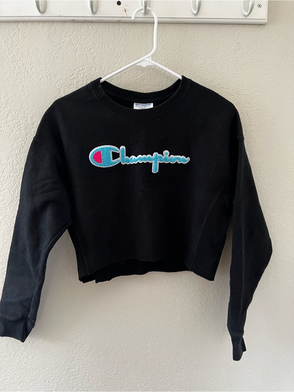 Champion Black Cropped Crewneck Sweatshirt Size S
